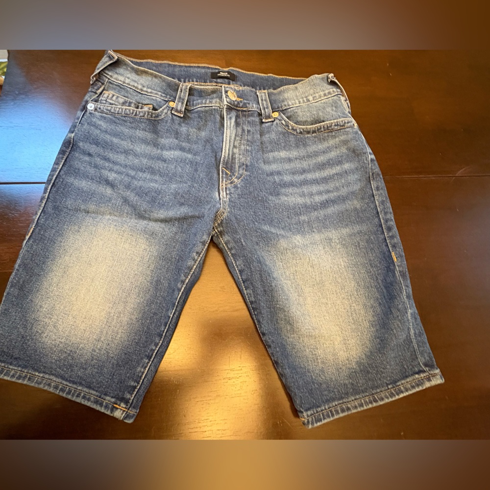 True Religion Rocco Relaxed Skinny Denim Jean Shorts Men’s Size 34 Blue Washed